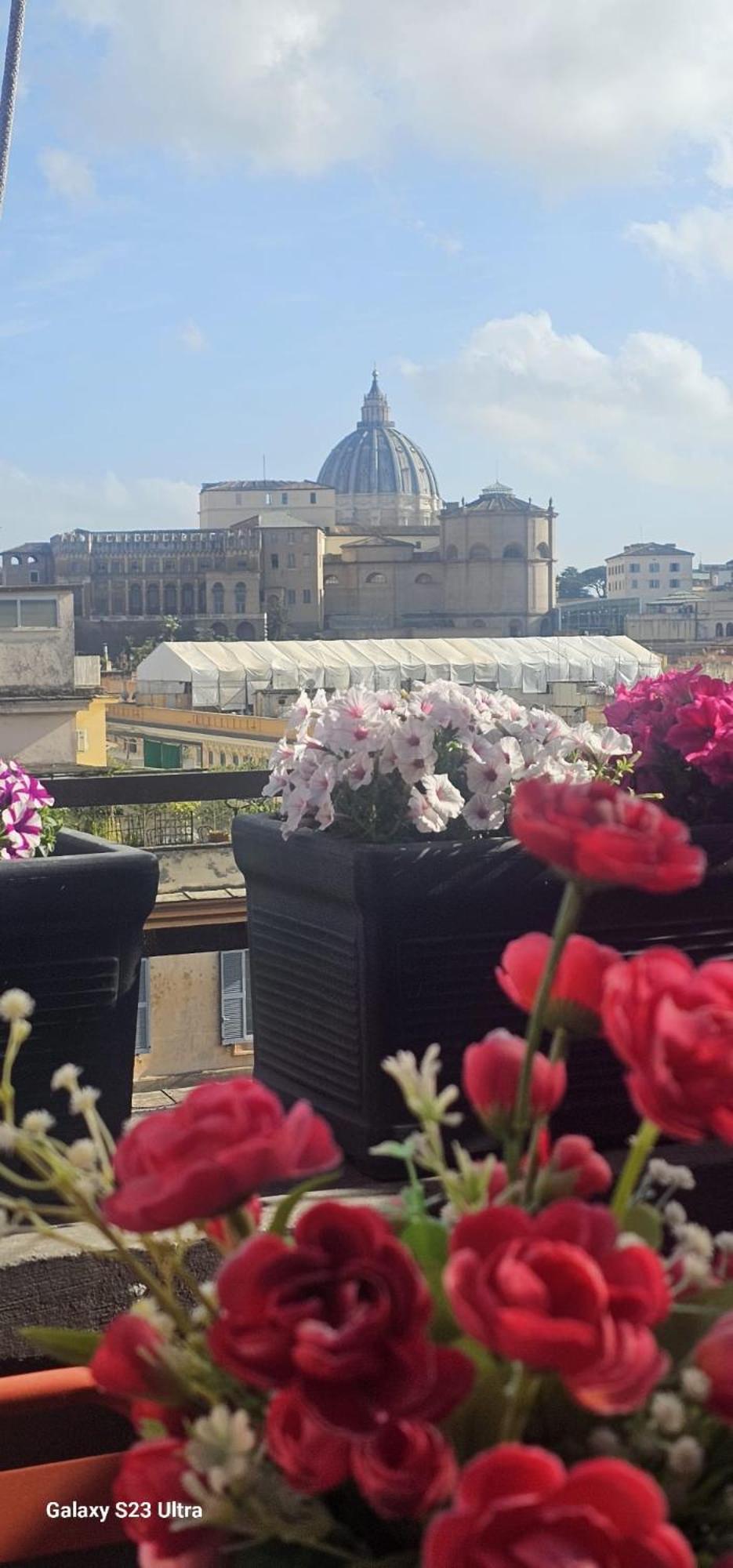 Vatican Roma Caput Mundi 외부 사진
